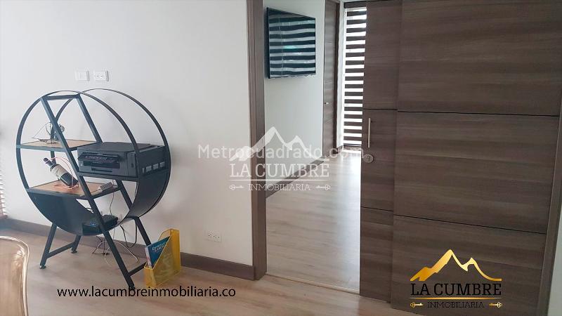 Apartamento Amoblado de 3 Alcobas con Parqueadero Doble en Santa María - 5