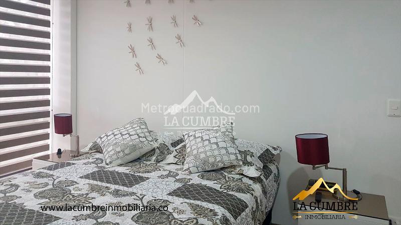 Apartamento Amoblado de 3 Alcobas con Parqueadero Doble en Santa María - 7