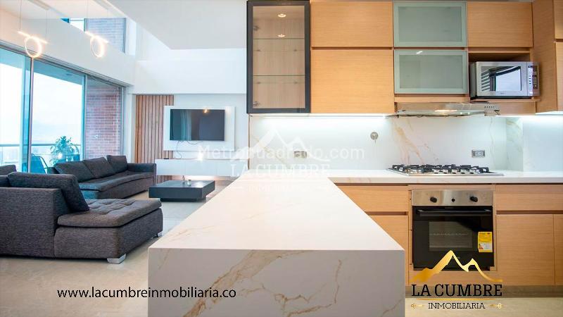 Luxurious 3BR Apartment in Poblado Loma de Alejandria - 3