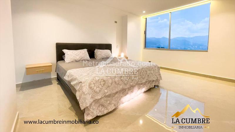 Luxurious 3BR Apartment in Poblado Loma de Alejandria - 7