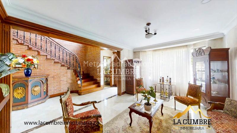 Casa en Arriendo de 3 Alcobas en La Calera, El Poblado - 2