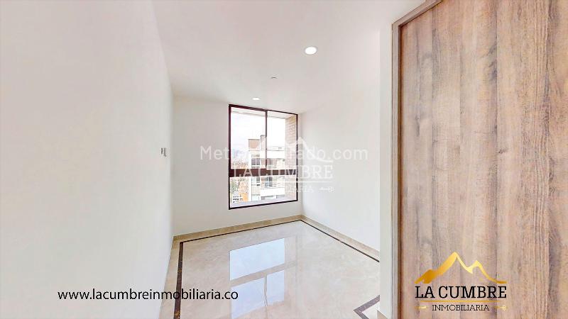 3BR Apartment with 5 Baths in El Poblado Santa María de los Ángeles - 9