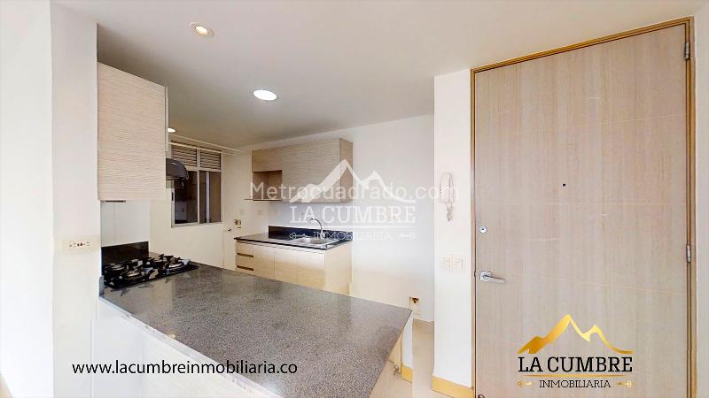 Spacious 3BR Apartment in El Poblado Los Balsos - 7