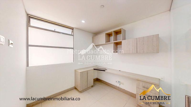 Stylish 3BR Apartment in El Poblado Castropol - 9