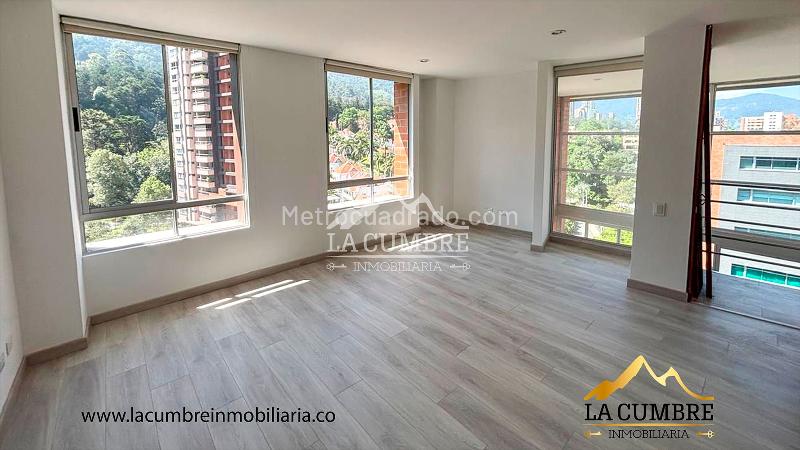 Duplex 2BR Apartment in El Tesoro, El Poblado - 6
