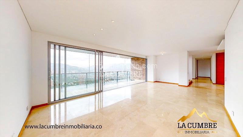 Apartamento de Lujo de 3 Alcobas en Venta en Los Balsos, El Poblado - 3