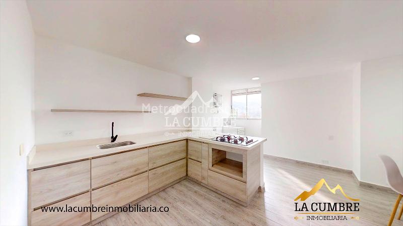 Apartamento de 2 Alcobas con Doble Parqueadero Cubierto en Los Balsos - 4