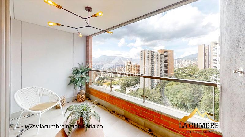Furnished 2BR Apartment with Double Covered Parking in Los Balsos - 9