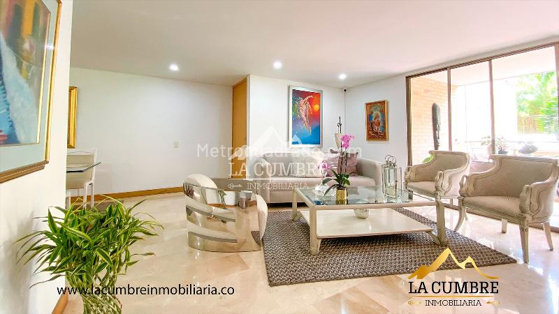 Spacious 3BR Apartment with Pool in El Poblado Loma de Los Parra - 2