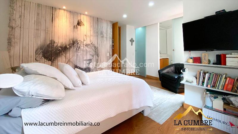 Spacious 3BR Apartment with Pool in El Poblado Loma de Los Parra - 7