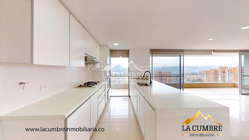 Apartamento Moderno de 3 Alcobas en La Calera, El Poblado - 5