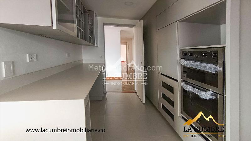 Apartamento de 3 Alcobas en El Poblado, El Campestre - 9
