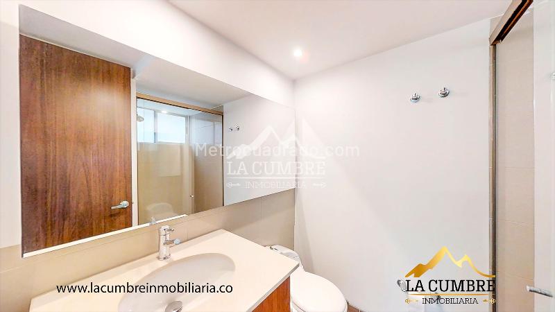 1BR Apartment for Rent in Los Balsos (El Poblado) with Covered Parking - 9