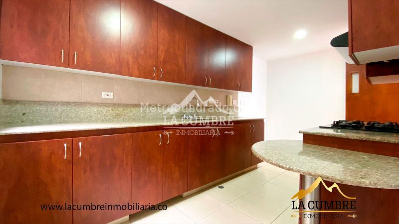 Apartamento en Arriendo de 3 Alcobas en Los Balsos, El Poblado - 5