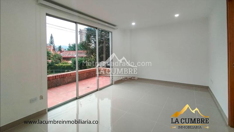 Modern 3BR Apartment in Transversal Inferior - 7