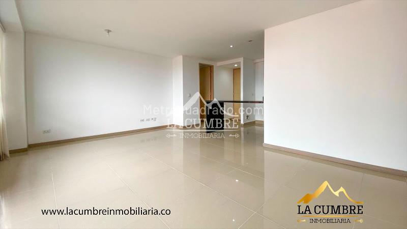 Spacious 3BR Apartment with Gym in Santa Maria de Los Angeles - 2