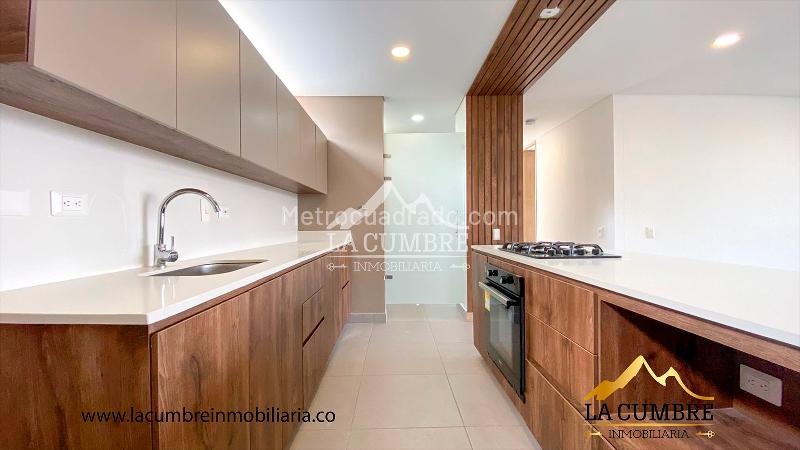 Apartamento Estiloso de 3 Alcobas en La Calera, El Poblado - 8