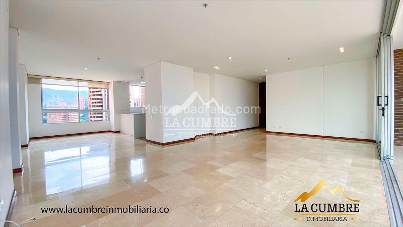 Apartamento Elegante de 3 Alcobas en El Tesoro - 2