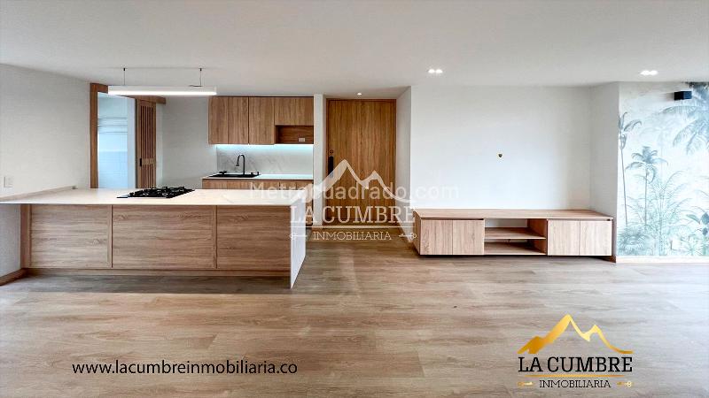 Modern 2BR Apartment in Los Balsos, El Poblado - 5