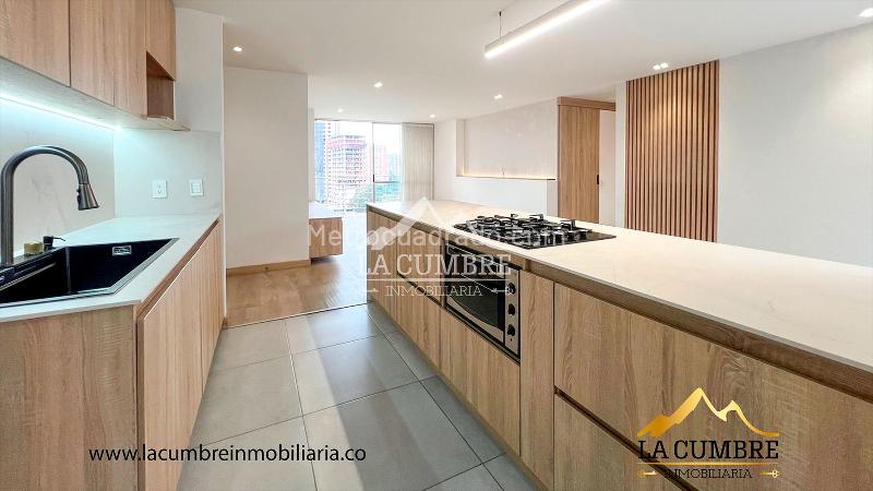 Modern 2BR Apartment in Los Balsos, El Poblado - 7