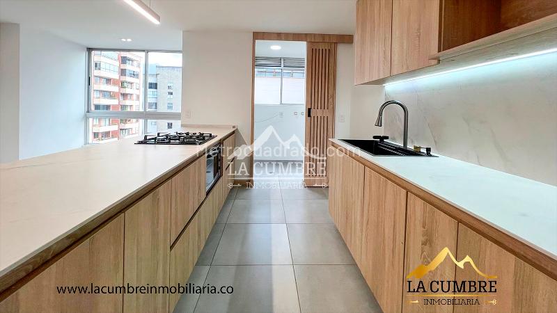 Modern 2BR Apartment in Los Balsos, El Poblado - 8