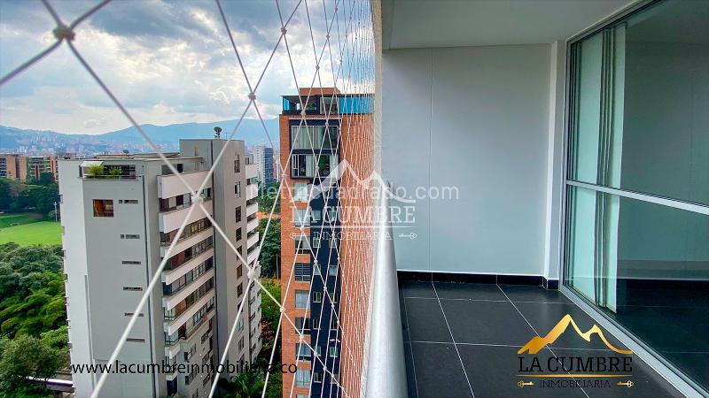 Apartamento de 2 Alcobas con Doble Parqueadero Cubierto en Los Balsos - 5