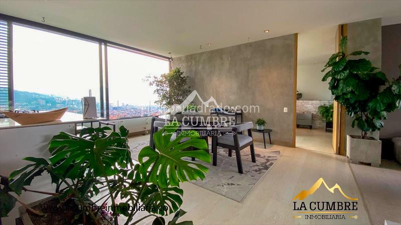 Furnished 1BR Apartment with Pool in El Poblado San Lucas - 3
