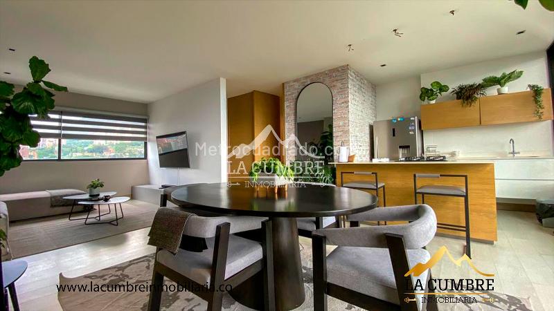 Furnished 1BR Apartment with Pool in El Poblado San Lucas - 4