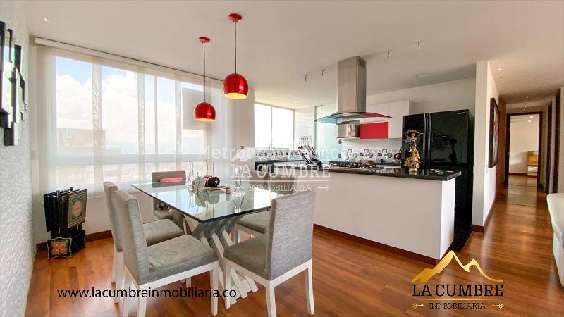 Modern 3BR Apartment in El Poblado Castropol - 3