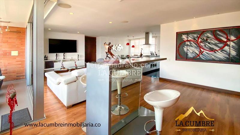 Modern 3BR Apartment in El Poblado Castropol - 6