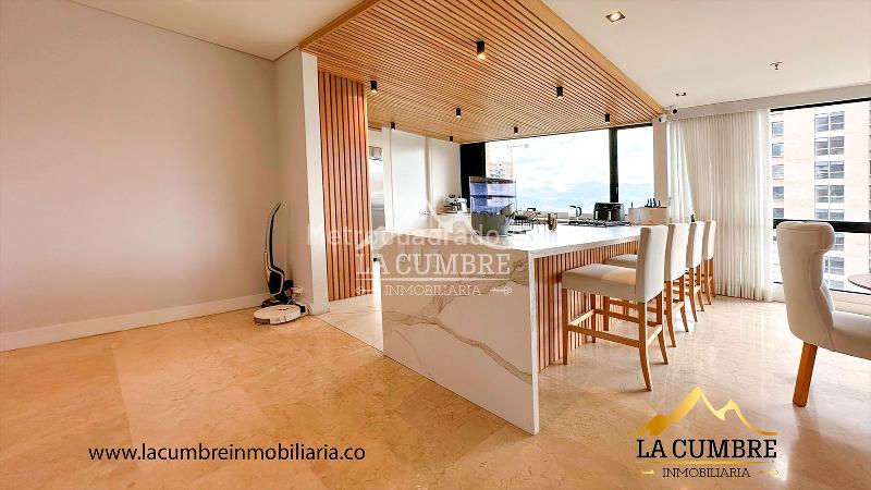 Luxury 3BR Apartment in Los Balsos - 6