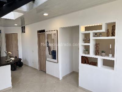 Casa de 5 alcobas en venta en Vereda San Lorenzo, Girardot, 113 m² · foto 14 de 19