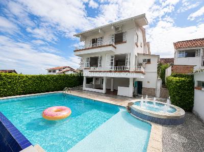 Casa de 5 alcobas en venta en Villa Maria Condominio Via, Girardot, 300 m² · foto 15 de 20