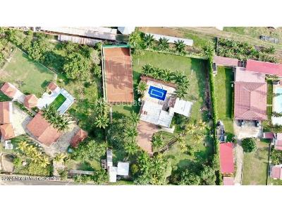 Casa de 5 alcobas en venta en Vereda La Puerta, Bogotá, 1000 m² · foto 2 de 20