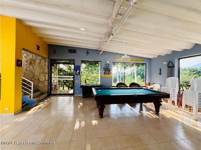 Casa de 5 alcobas en venta en Vereda La Puerta, Bogotá, 1000 m² · foto 6 de 20
