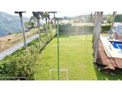 Casa de 5 alcobas en venta en Vereda La Puerta, Bogotá, 1000 m² · foto 13 de 20