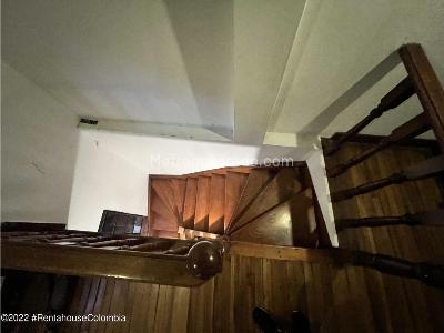 Casa de 5 alcobas en venta en San Luis, Bogotá, 590 m² · foto 15 de 20