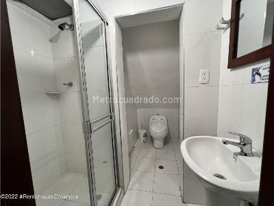 Casa de 5 alcobas en venta en San Luis, Bogotá, 590 m² · foto 18 de 20