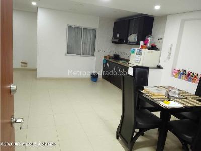 Casa de 5 alcobas en venta en El Progreso, Bogotá, 236 m² · foto 4 de 20