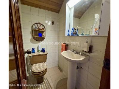 Apartamento de 5 alcobas en venta en Cedro Golf, Bogotá, 207 m² · foto 3 de 20