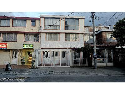 Casa de 5 alcobas en venta en Spring, Bogotá, 145 m² · foto 1 de 20