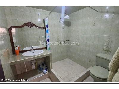 Casa de 5 alcobas en venta en Spring, Bogotá, 145 m² · foto 6 de 20