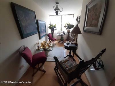 Apartamento de 2 alcobas en venta en Centenario, Cali, 110 m² · foto 6 de 16