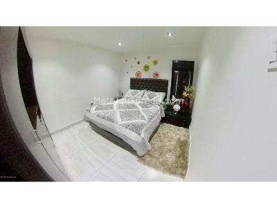 Casa de 5 alcobas en venta en Colon, Bogotá, 400 m² · foto 12 de 20