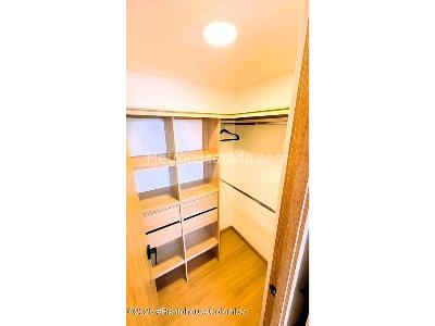 Apartamento de 2 alcobas en venta en Loma Del Escobero, Envigado, 74 m² · foto 8 de 20