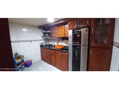 Casa de 5 alcobas en venta en Camino Viejo De San Cristobal, Bogotá, 305 m² · foto 5 de 20
