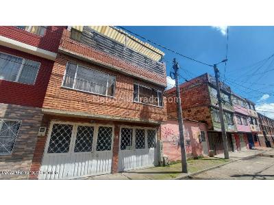 Casa de 5 alcobas en venta en Villa Catalina I, Bogotá, 154 m² · foto 1 de 20