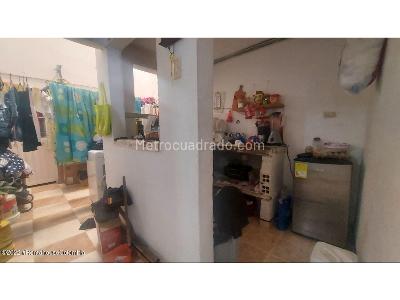 Casa de 5 alcobas en venta en Villa Catalina I, Bogotá, 154 m² · foto 4 de 20