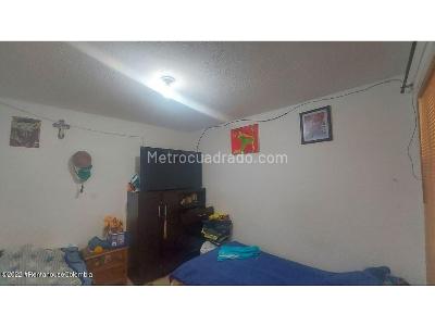 Casa de 5 alcobas en venta en Villa Catalina I, Bogotá, 154 m² · foto 5 de 20