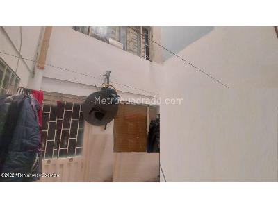 Casa de 5 alcobas en venta en Villa Catalina I, Bogotá, 154 m² · foto 8 de 20
